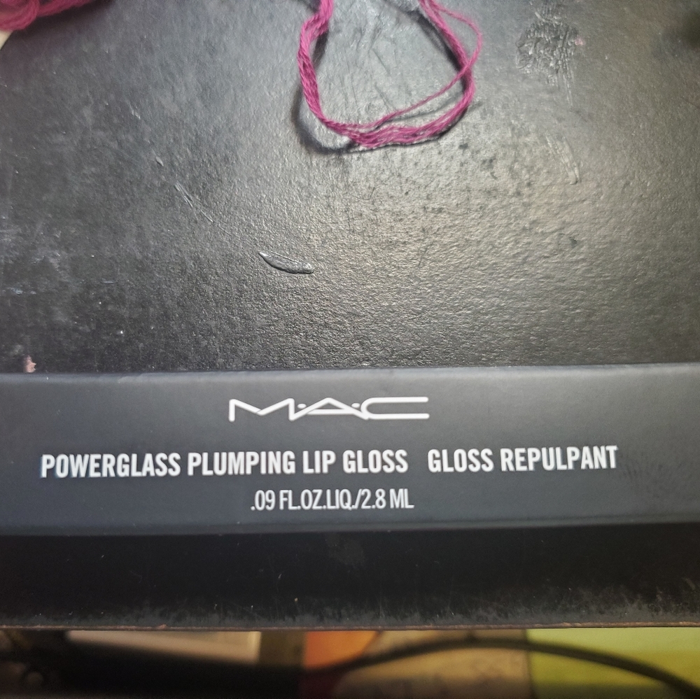 M.A.C powerless lipgloss